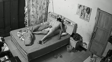 精挑细选补漏✅家庭摄像头破解入侵真实偸拍男女各种激烈性生活✅出租房情侣上演教科书式性爱 (6)